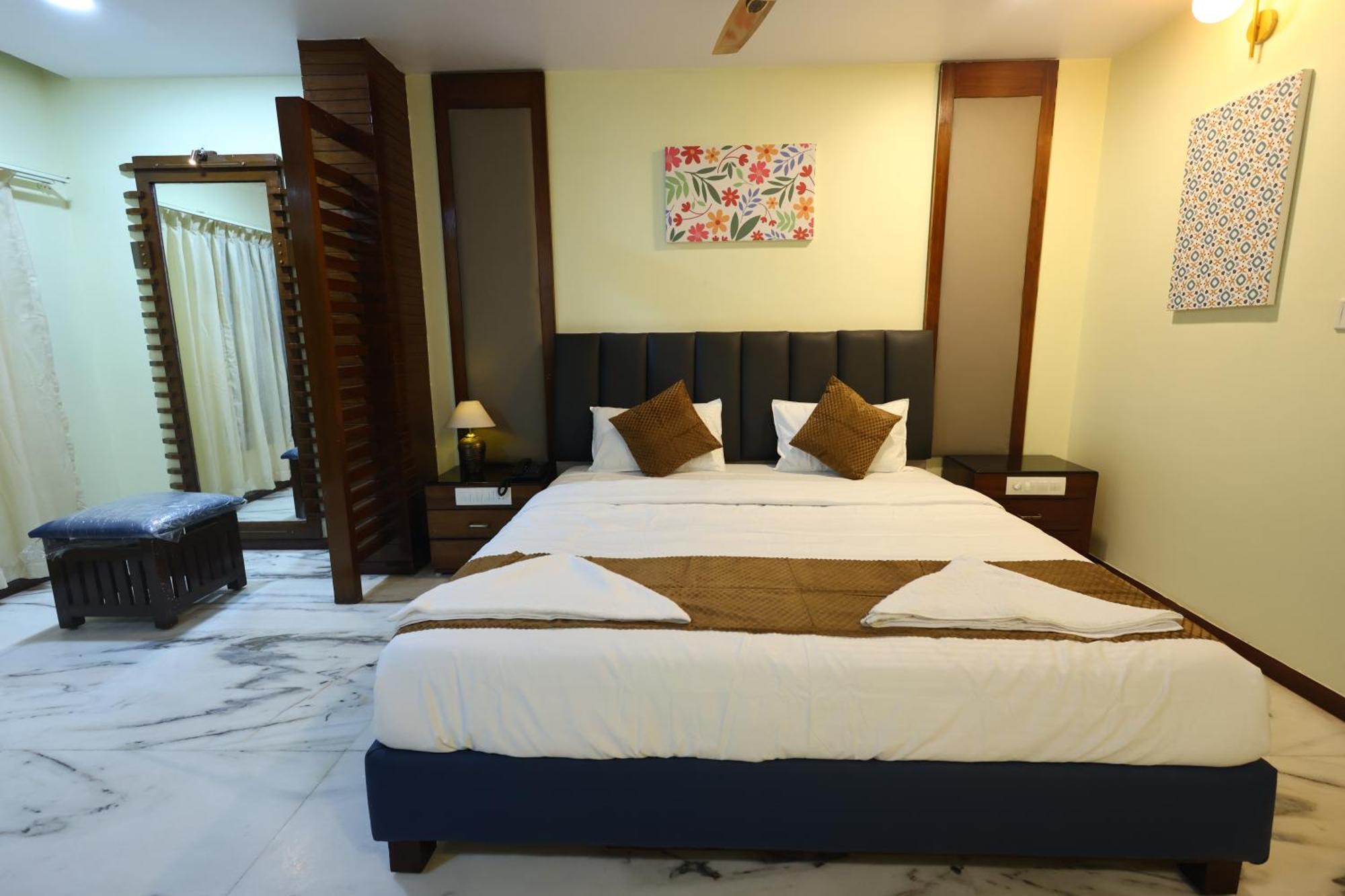Hotel Lj Dadi'S Grand Visakhapatnam Zewnętrze zdjęcie