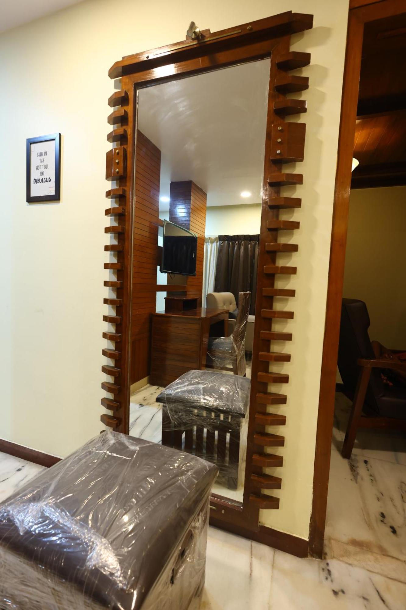 Hotel Lj Dadi'S Grand Visakhapatnam Zewnętrze zdjęcie