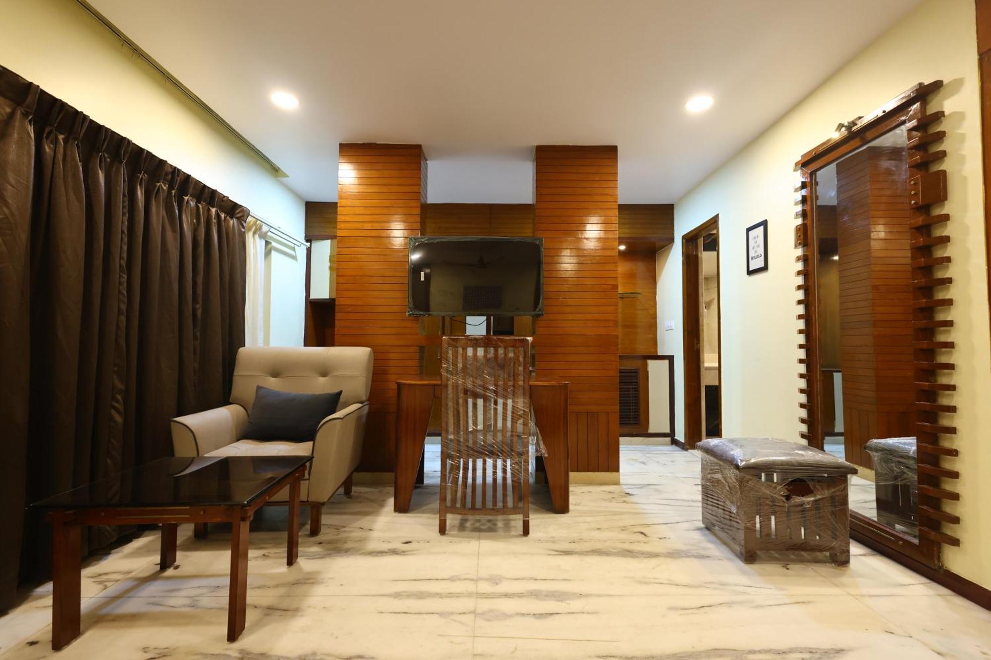 Hotel Lj Dadi'S Grand Visakhapatnam Zewnętrze zdjęcie