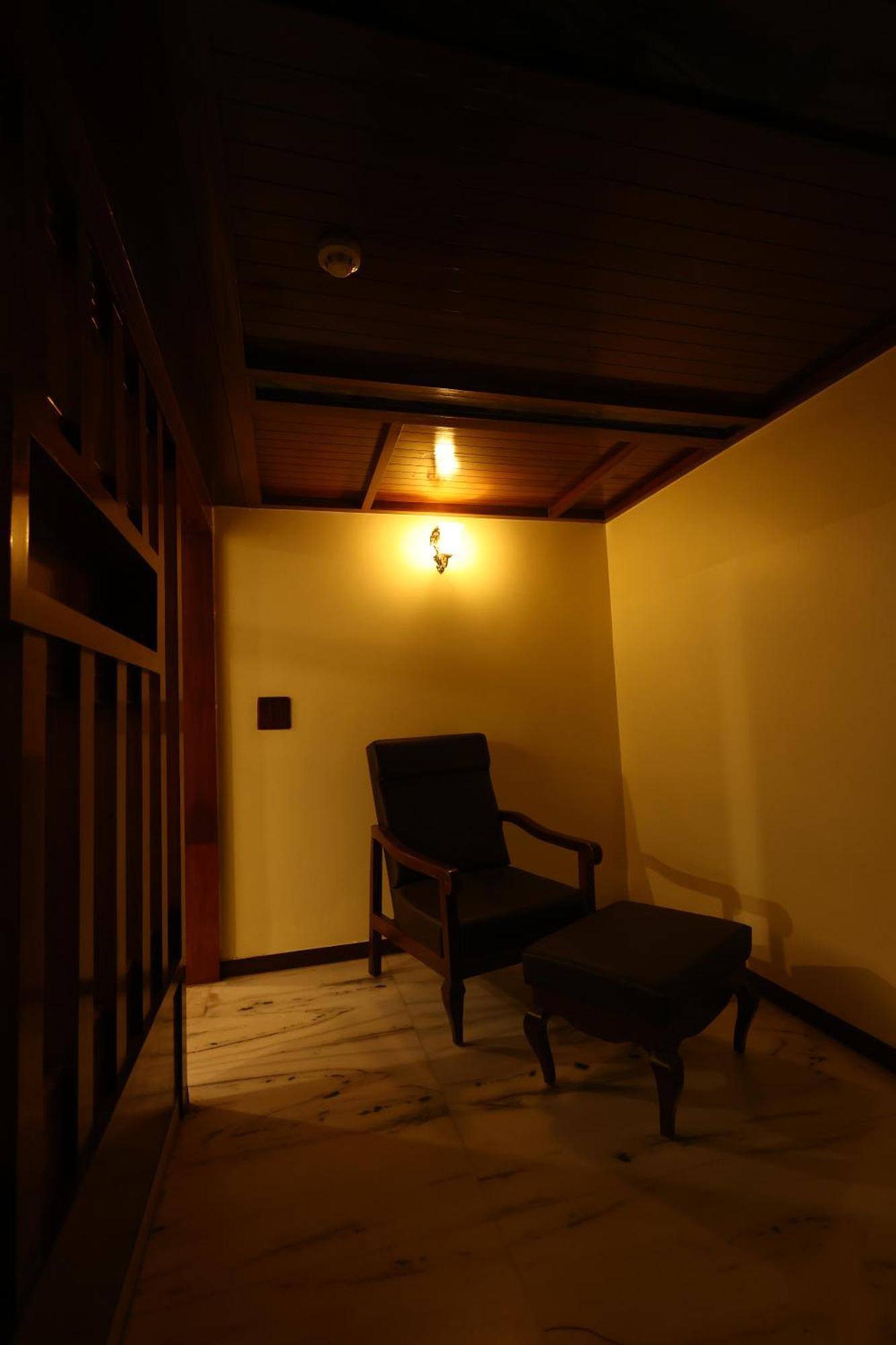 Hotel Lj Dadi'S Grand Visakhapatnam Zewnętrze zdjęcie